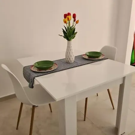 Modern-studio In Qawra Malta