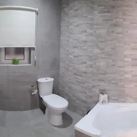 Modern-studio In Qawra Malta Apartmán